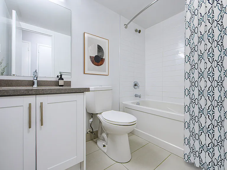 40 High Park Ave — Photo 8
