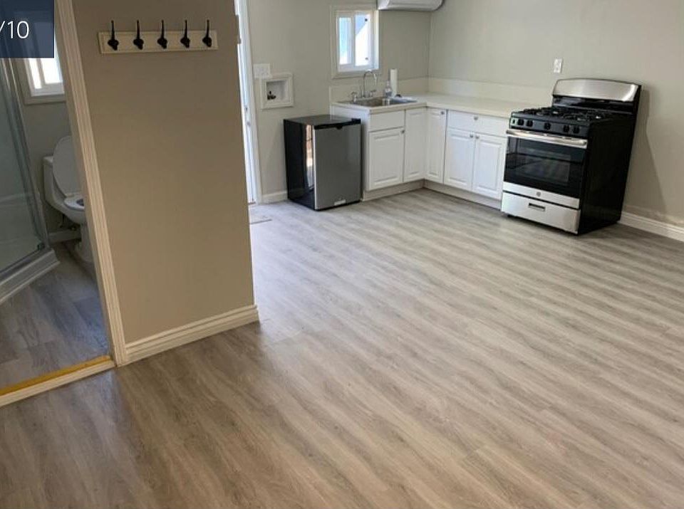 1st image of 1147 Van Pelt Ave #3
