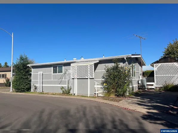 5422 Portland Rd NE Unit 67, Salem, OR 97305