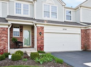 2705 Bay View Cir, Algonquin, IL 60102