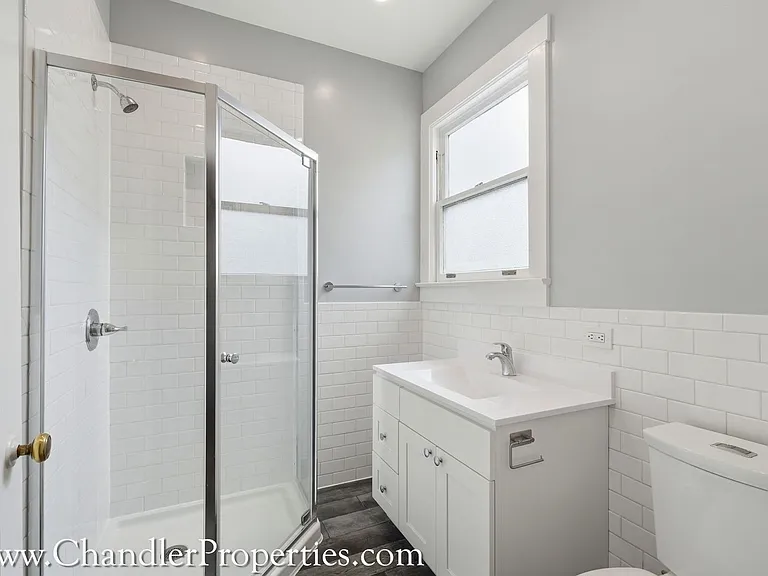 764 N Point St — Photo 11