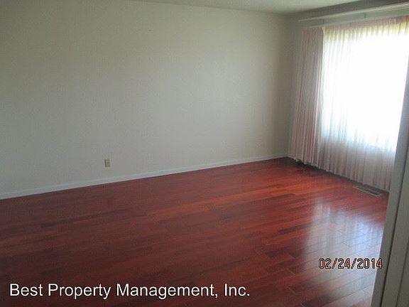 4th image of 2645 Royal Ann Dr