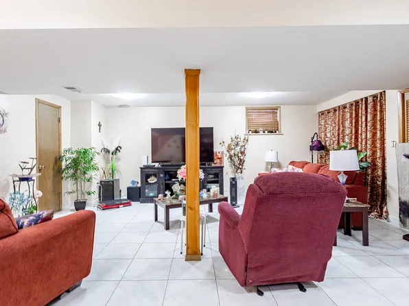 27 Bascom Place image 17 of 25