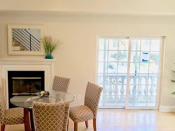 4th image of 10652 Bloomfield St APT 1