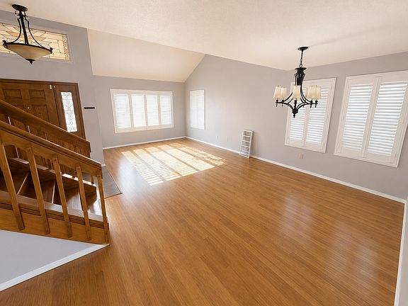 4th image of 7624 Primrose Dr NW
