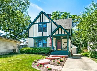 5438 Brookbank Rd, Downers Grove, IL 60515