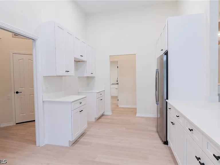 15200 Sweetwater Ct — Photo 8