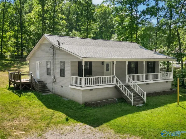 222 Shagbark Trl, Somerville, AL 35670