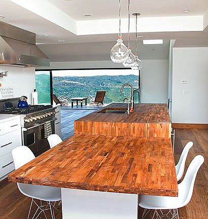 4th image of 1581 Skyline Dr