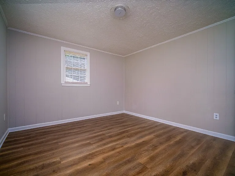 2017 Redwood Cir — Photo 5