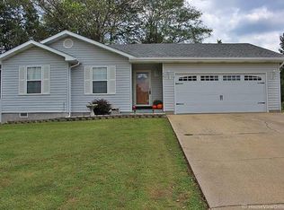 901 Pamela Ct, Park Hills, MO 63601