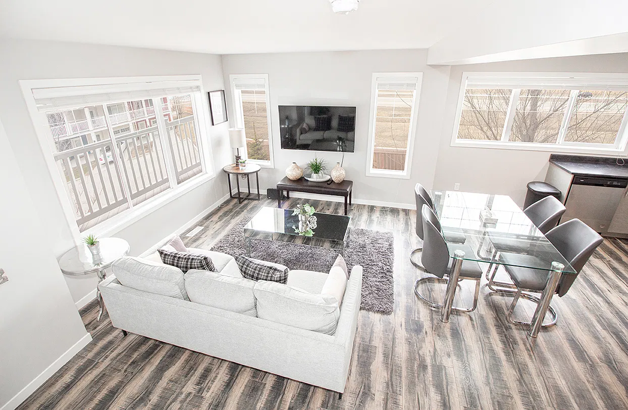 Lumen Townhomes — Photo 4