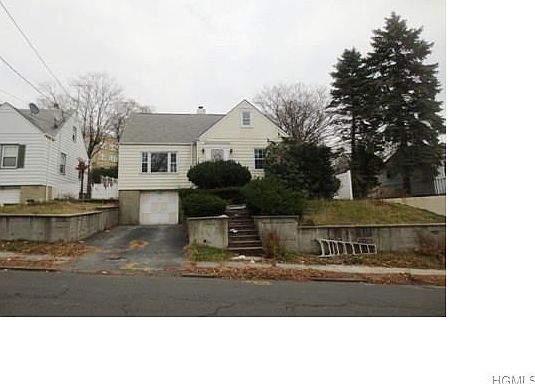 1st image of 558 Park Ave