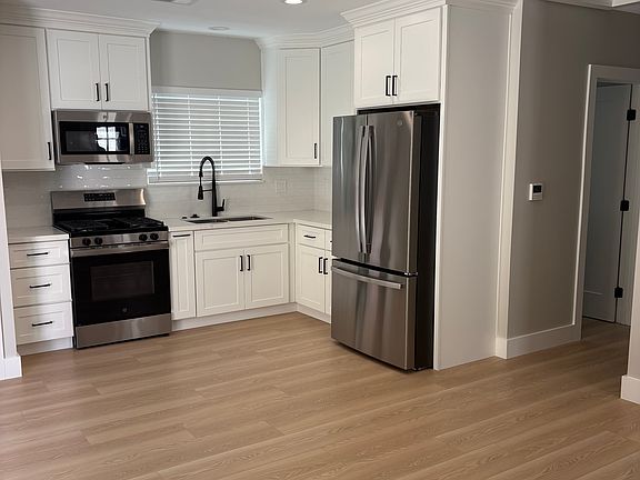 4th image of 732 Owen Dr #103