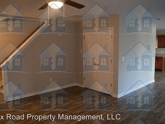 2nd image of 460 Smalley Blvd