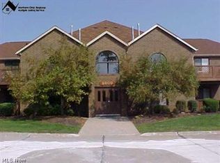 8609 Scenicview Dr, Broadview Heights, OH 44147