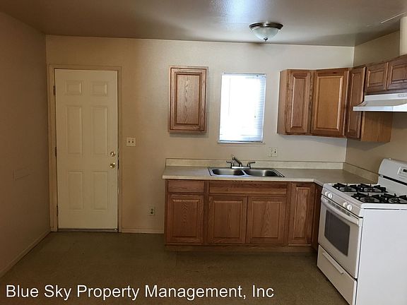 4th image of 1016 N Leslie St APT C