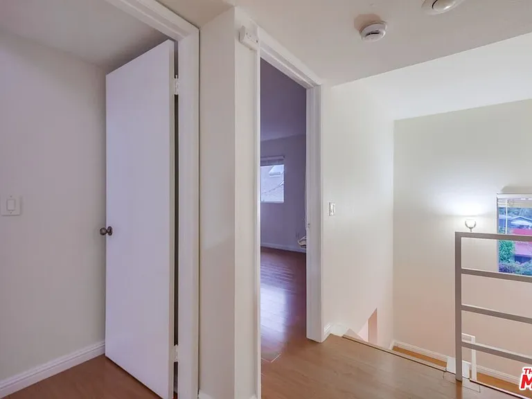 1077 W Kensington Rd #3 — Photo 37