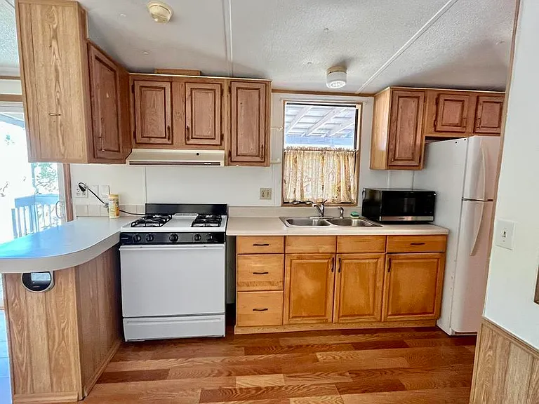 55 Boca Chica Rd #451 — Photo 7