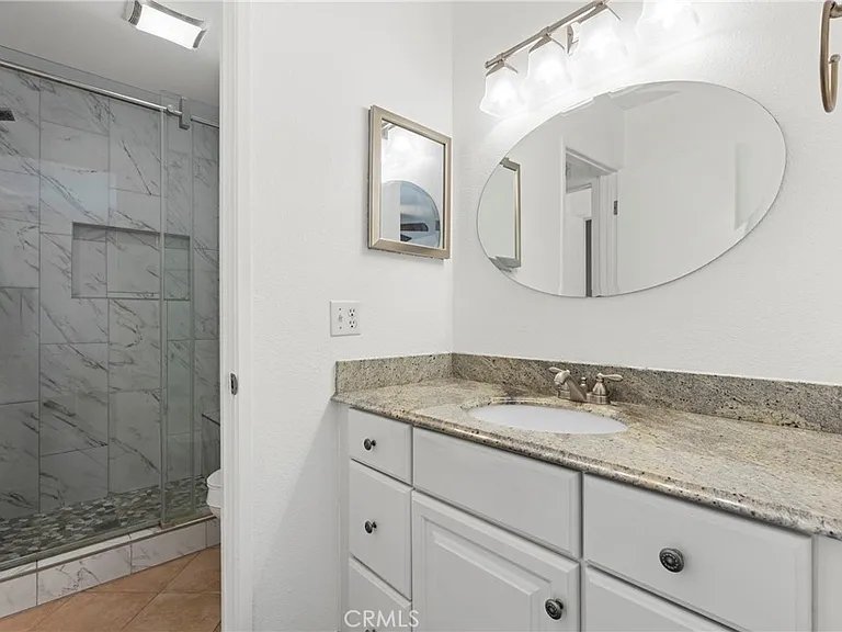10172 Ascot Cir — Photo 12