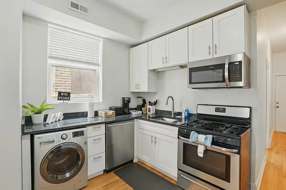 2724 West Division Street - 2F — Photo 2