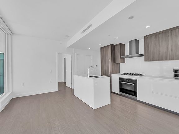4th image of 8133 Cook Rd #904