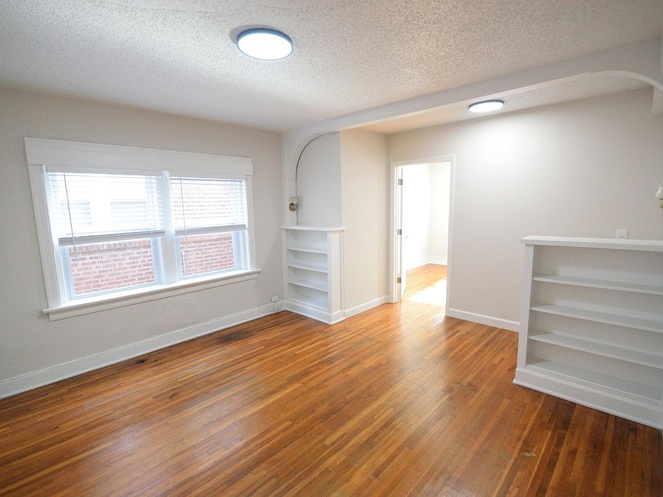 1st image of 720 W 38th St #8E
