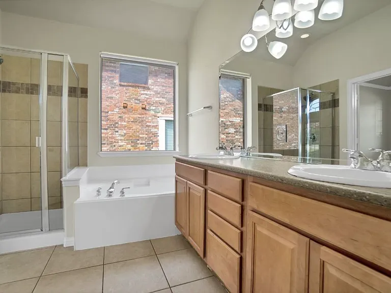 11036 Coralberry Dr — Photo 20