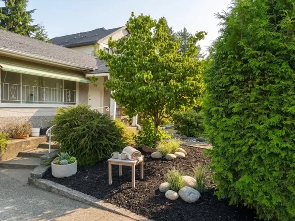 10432 128th St #9, Surrey, BC V3T 2Z4