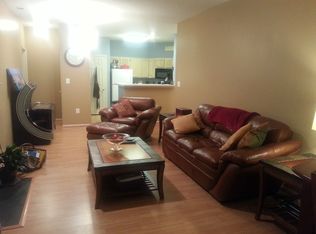 14317 Climbing Rose Way APT 105, Centreville, VA 20121