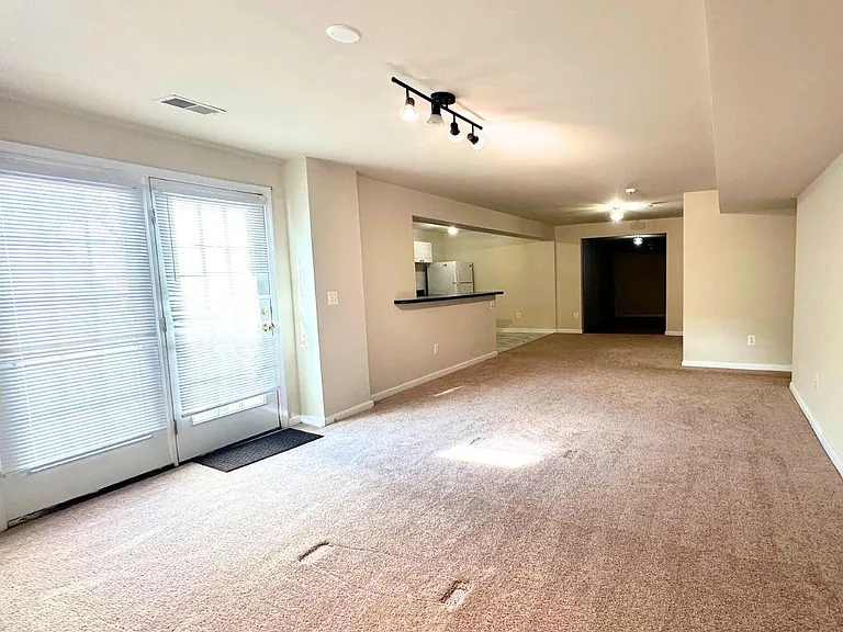 2893 Myrtlewood Dr — Photo 6