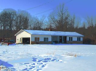 7130 Mayer Rd, Fair Haven, MI 48023