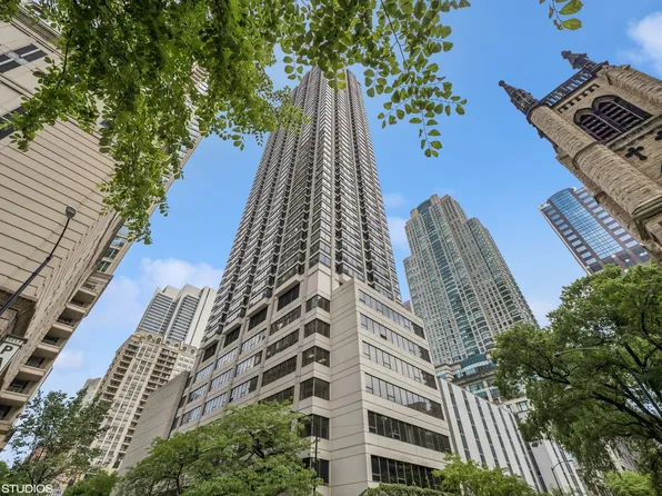 30 E Huron St APT 3109, Chicago, IL 60611