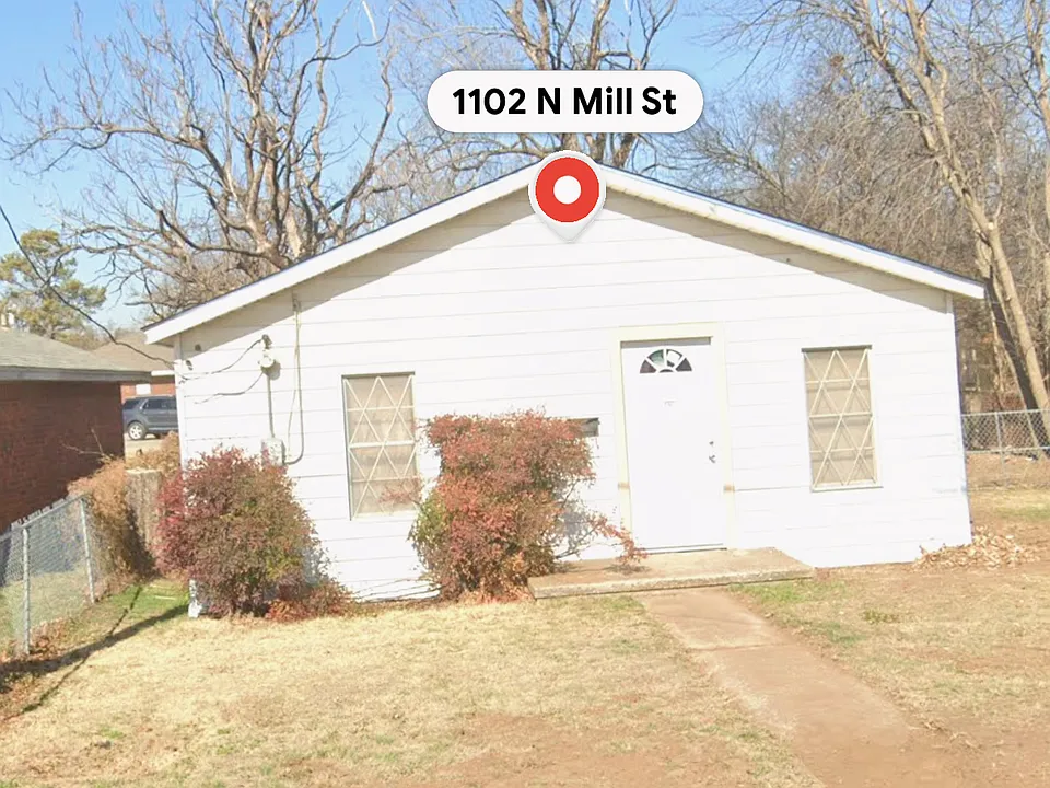 1102 N Mill St