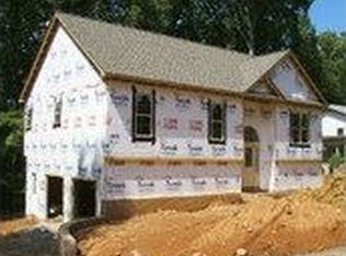 5195 Ashlyn Dr, Winston Salem, NC 27106