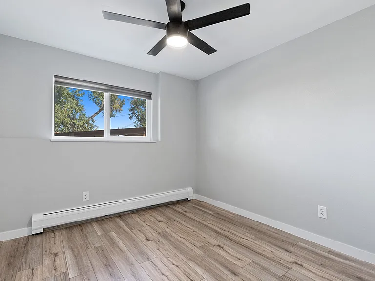 3650 S Cherokee St — Photo 33