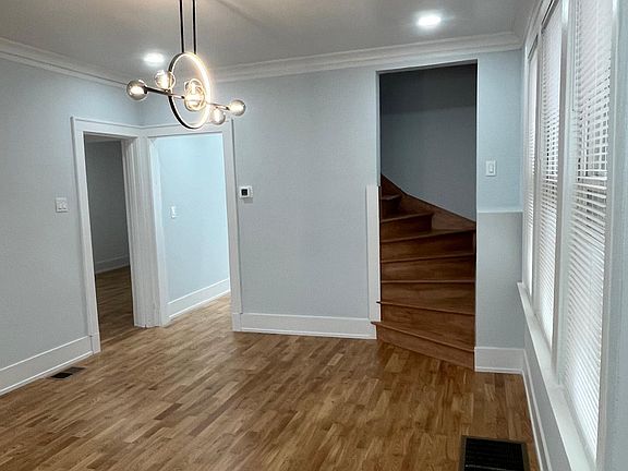 4th image of 1537 N Mason Ave