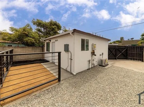 218 E Hullett St #A, Long Beach, CA 90805