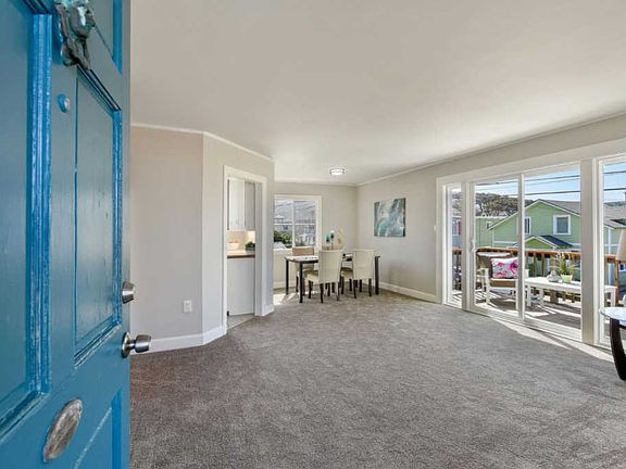 3rd image of 29 31 Carmel Ave