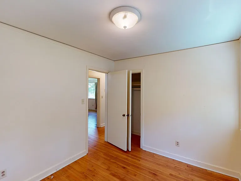67 Holliday Dr — Photo 17