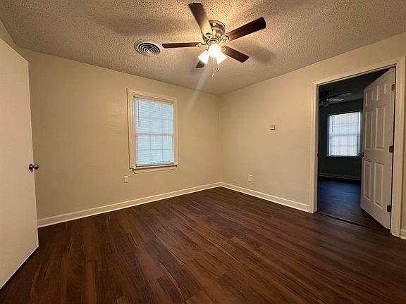 5th image of 783 N Claybrook St