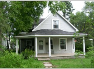 1035 Walnut St, Traverse City, MI 49686