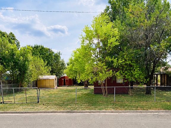2nd image of 148 Crockett Ln