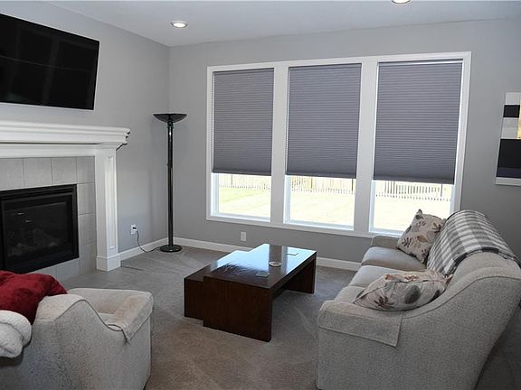 3rd image of 12403 Live Oak Cir