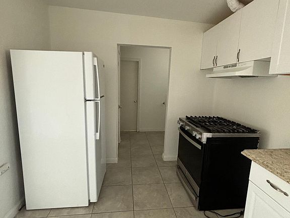 3rd image of 52280 Calle Techa #2