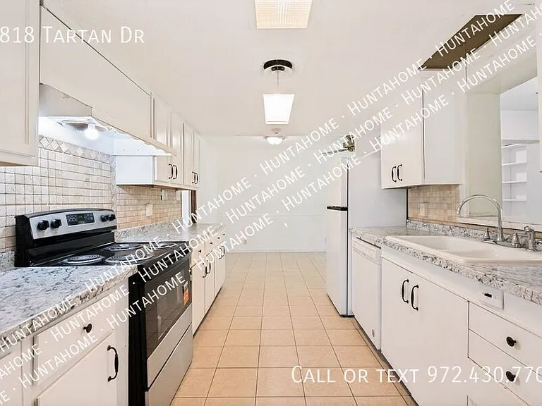 1818 Tartan Dr — Photo 4