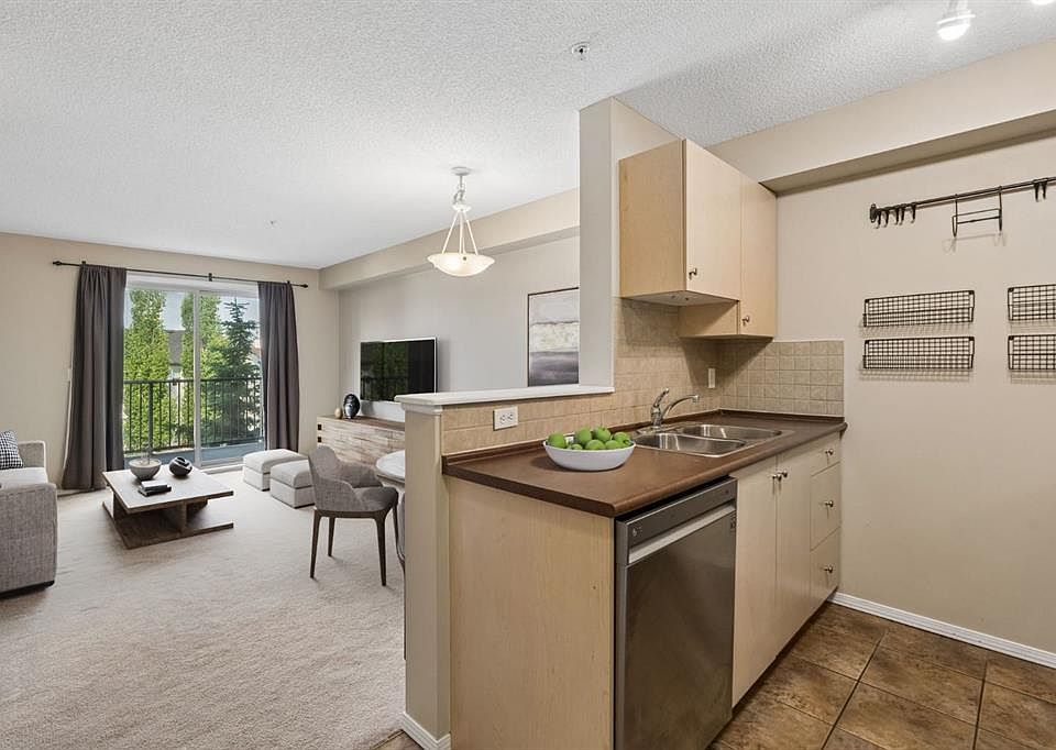 1st image of 8 W Bridlecrest Dr SW #1305
