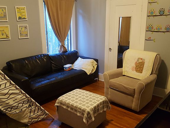 4th image of 1033 N Oxford Ave