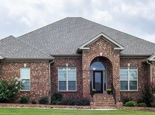 108 Springhaven Dr, Madison, AL 35757