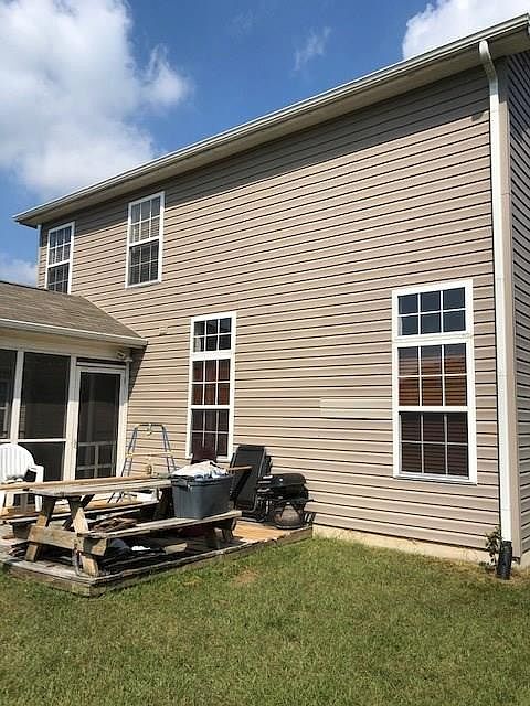 2nd image of 1351 Bluff View Ct